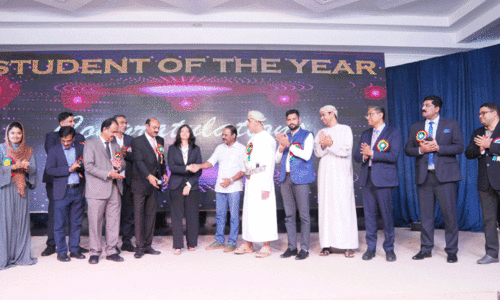 വ​ർ​ണാ​ഭ​മാ​യി ഇ​ന്ത്യ​ൻ സ്കൂ​ൾ സൂ​ർ വാ​ർ​ഷി​കാ​ഘോ​ഷം