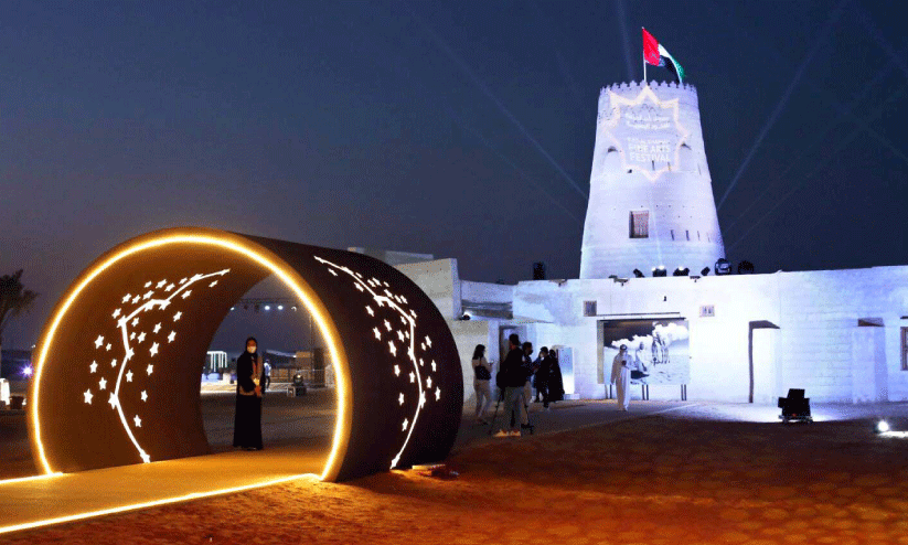 മ​രു​ഭൂ​മി​യി​ല്‍ ചി​ത്ര​ക​ലാ വ​സ​ന്തം; ‘റാ​ക് ആ​ര്‍ട്ട്’ തു​ട​ങ്ങി