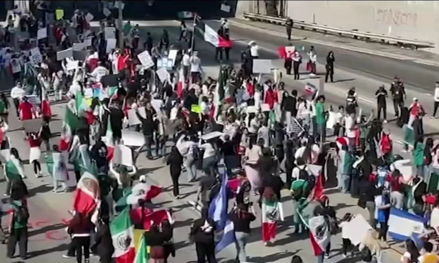 Protest against Trumps anti-immigration policy