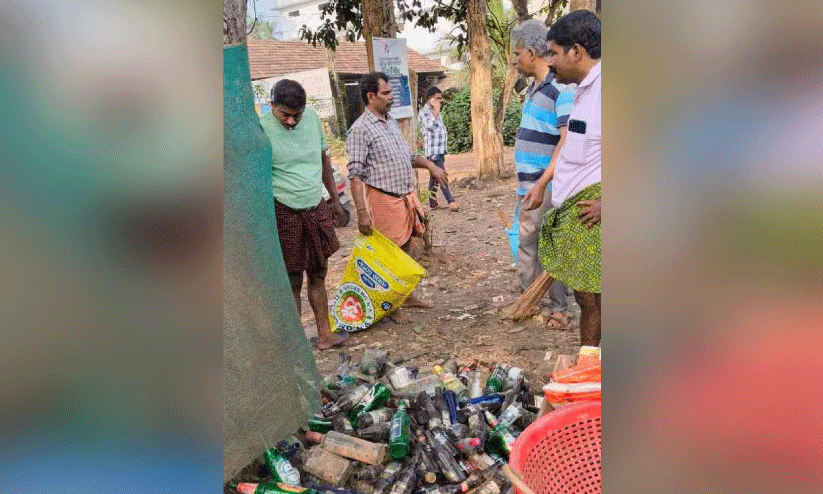 ലഹരികേന്ദ്രങ്ങളായി രാമനാട്ടുകരയിലെ ഒഴിഞ്ഞ പ്രദേശങ്ങൾ ലഹരികേന്ദ്രങ്ങളായി രാമനാട്ടുകരയിലെ ഒഴിഞ്ഞ പ്രദേശങ്ങൾ