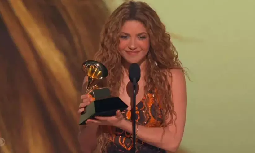 ഗ്രാമി അവാർഡുകൾ പ്രഖ്യാപിച്ചു; പുരസ്കാരം യു.എസിലെ കുടിയേറ്റ സഹോദരങ്ങൾക്ക് സമർപ്പിച്ച് ഷക്കീറ ഗ്രാമി അവാർഡുകൾ പ്രഖ്യാപിച്ചു; പുരസ്കാരം യു.എസിലെ കുടിയേറ്റ സഹോദരങ്ങൾക്ക് സമർപ്പിച്ച് ഷക്കീറ