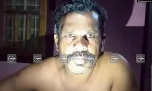 പറഞ്ഞത് കേടായ പന്നിമാംസമെന്ന്; ഇടുക്കിയിൽ കുപ്രസിദ്ധ ഗുണ്ടയെ കൊന്ന് മൃതദേഹം തുണിയിൽ പൊതിഞ്ഞ് റോഡരികിൽ തള്ളി; ഇടതുകൈ വെട്ടിയെടുത്ത നിലയിൽ