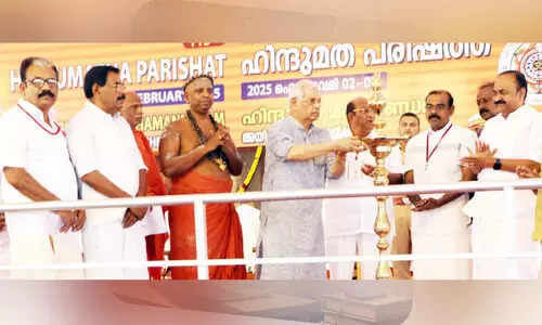 ധ​ർ​മം എ​ന്ന​ത് എ​ല്ലാ​വ​ർ​ക്കും ഒ​രു​പോ​ലെ​യാ​ണെ​ന്ന് ഗവർണർ