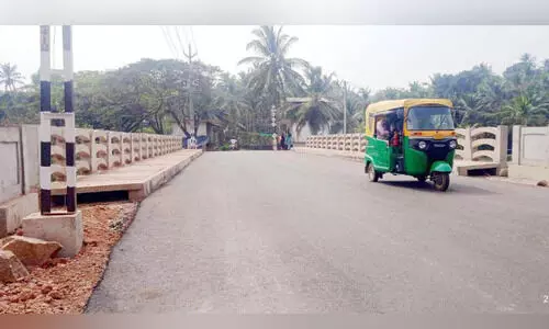 നാരാണത്ത് പുതിയ പാലത്തിന്റെ പ്രവൃത്തി പൂർത്തിയായി നാരാണത്ത് പുതിയ പാലത്തിന്റെ പ്രവൃത്തി പൂർത്തിയായി