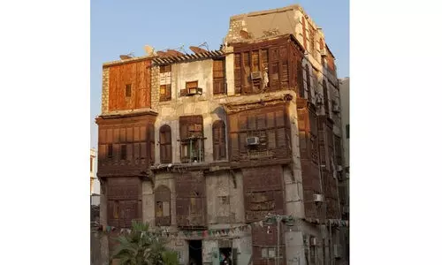 ജിദ്ദയിൽ തകരാറിലായ 351 കെട്ടിട ഉടമകൾക്ക് നഗരസഭ നോട്ടീസയച്ചു;   ലക്ഷ്യം അപകടസാധ്യതകൾ കുറക്കൽ