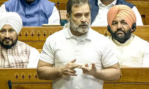 മ​ഹാ​രാ​ഷ്ട്ര​യി​ൽ അ​ഞ്ചു മാ​സ​ത്തി​നു​ള്ളി​ൽ 70 ല​ക്ഷം വോ​ട്ടു​ക​ൾ കൂ​ട്ടി​ച്ചേ​ർ​ത്തെ​ന്ന്; ക​മീ​ഷ​നെ​യും കേ​ന്ദ്ര സ​ർ​ക്കാ​റി​നെ​യും പ്ര​തി​ക്കൂ​ട്ടി​ലാ​ക്കി ലോ​ക്സ​ഭ​യി​ൽ ആ​രോ​പ​ണം