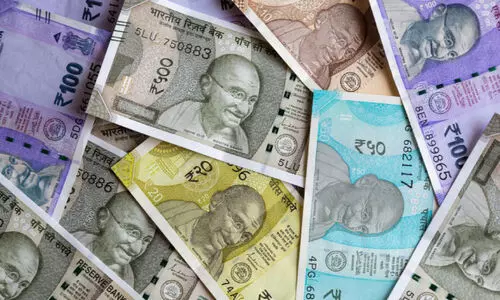 വി​നി​മ​യ നി​ര​ക്ക്​ ഉ​യ​ർ​ന്നു; ദി​ർ​ഹ​ത്തി​ന്​ 23.70 രൂ​പ