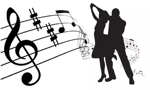 ഫുജൈറയില് കലാ-സംഗീത മേഖലയെ പ്രോത്സാഹിപ്പിക്കാൻ പുതുസംരംഭം ഫുജൈറയില് കലാ-സംഗീത മേഖലയെ പ്രോത്സാഹിപ്പിക്കാൻ പുതുസംരംഭം