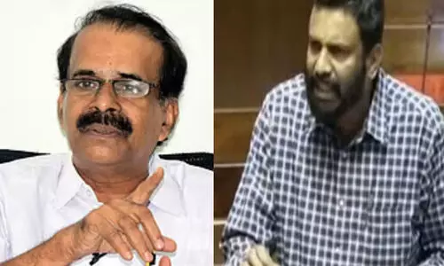കേരളത്തിൽ നിന്നും ‘മിനിസ്റ്റർ’ ആയവർ ‘സിനിസ്റ്റർ’ ആയി പ്രവർത്തിക്കുവെന്ന് സന്തോഷ് കുമാർ എം.പി; വയനാട് ദുരന്തമുണ്ടായപ്പോൾ മുഖ്യമന്ത്രി ഉറങ്ങുകയായിരുന്നുവെന്ന് കേന്ദ്രമന്ത്രി ജോർജ് കുര്യൻ