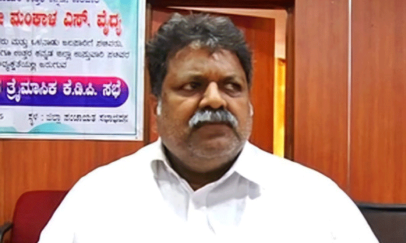 പ​ശു​മോ​ഷ്ടാ​ക്ക​ളെ ന​ടു​റോ​ഡി​ൽ വെ​ടി​വെ​ച്ചി​ടാ​ൻ ഉ​ത്ത​ര​വി​ടും -​മ​ന്ത്രി വൈ​ദ്യ