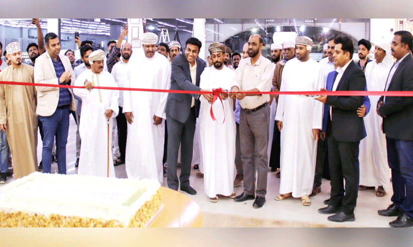 ഏ​ഷ്യ​ൻ പെ​യി​ന്റ്സി​ന്റെ ഡെ​ക്കോ​ർ ലോ​ഞ്ച് ഗ​ൾ​ഫ് ടെ​ക്കി​ൽ ​പ്ര​വ​ർ​ത്ത​നം തു​ട​ങ്ങി