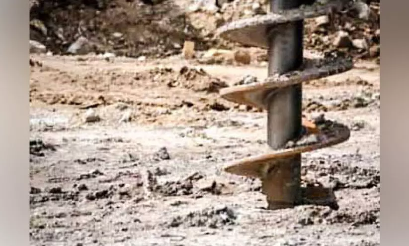 ഏലത്തോട്ടങ്ങളിൽ; അനധികൃത കുഴൽക്കിണറുകൾ വ്യാപകം ഏലത്തോട്ടങ്ങളിൽ; അനധികൃത കുഴൽക്കിണറുകൾ വ്യാപകം