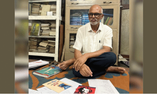 ത​ട​വ​റ​യി​ലും പു​റ​ത്തും സ​മ​ര​ജീ​വി​തം