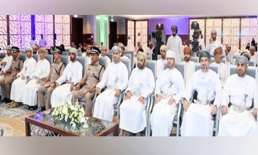 സ​മൂ​ഹമാ​ധ്യ​മ​ങ്ങ​ളി​ലെ ഉ​ള്ള​ട​ക്കം  നി​രീ​ക്ഷി​ക്കു​ന്നു