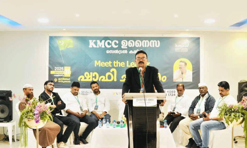 ഷാഫി ചാലിയത്തിന് ഉനൈസയിൽ സ്വീകരണം ഷാഫി ചാലിയത്തിന് ഉനൈസയിൽ സ്വീകരണം