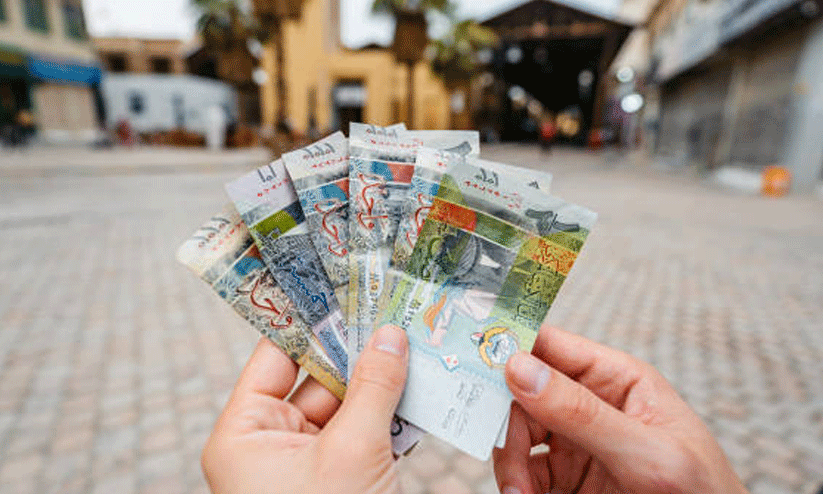 കു​വൈ​ത്ത് ക​റ​ൻ​സി​ക്ക് വി​പ​ണി വി​ല​യേ​ക്കാ​ൾ മൂ​ല്യ​മു​ണ്ടെ​ന്ന്