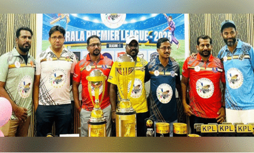 കേ​ര​ള പ്രീ​മി​യ​ര്‍ ലീ​ഗ്:​ ജ​ഴ്‌​സി ലോ​ഞ്ചി​ങ്ങും ട്രോ​ഫി പ്ര​കാ​ശ​ന​വും ന​ട​ന്നു