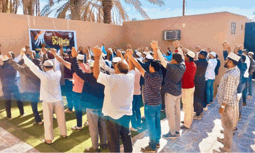 ‘മ​നു​ഷ്യ​ജാ​ലി​ക’ സൃ​ഷ്​​ടി​ച്ചു