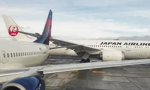 പാർക്കു ചെയ്യുന്നതിനിടെ വിമാനങ്ങൾ കൂട്ടിയിടിച്ചു; സംഭവം സിയാറ്റിൽ-ടക്കോമ അന്താരാഷ്ട്ര വിമാനത്താവളത്തിൽ -വിഡിയോ