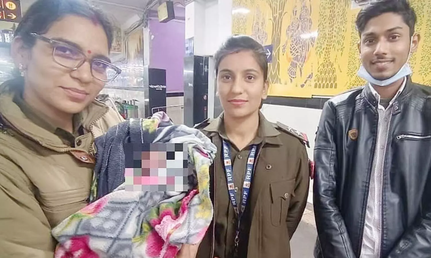 ട്രെയിനിൽ യുവതിക്ക് സുഖപ്രസവം; രക്ഷകരായി ആർ.പി.എഫ് ഉദ്യോഗസ്ഥർ