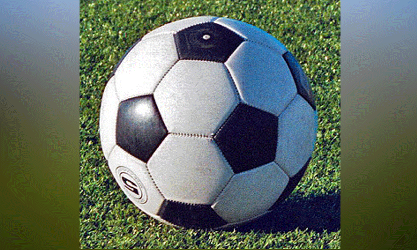 കേരള പൊലീസ് ടീമിന് 40 വയസ്, സുവർണനേട്ടങ്ങളിലേക്ക് ബൂട്ടണിഞ്ഞവർ വീണ്ടും ഒത്തുചേരുന്നു