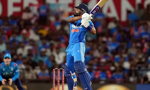 ഞാൻ കളിക്കാൻ ഇല്ലായിരുന്നു, അപ്പോഴാണ് വിരാടിന് പരിക്കാണെന്ന് പറഞ്ഞത്; കളി ഇന്ത്യക്ക് വേണ്ടി തിരിച്ചതിന് ശേഷം അയ്യർ