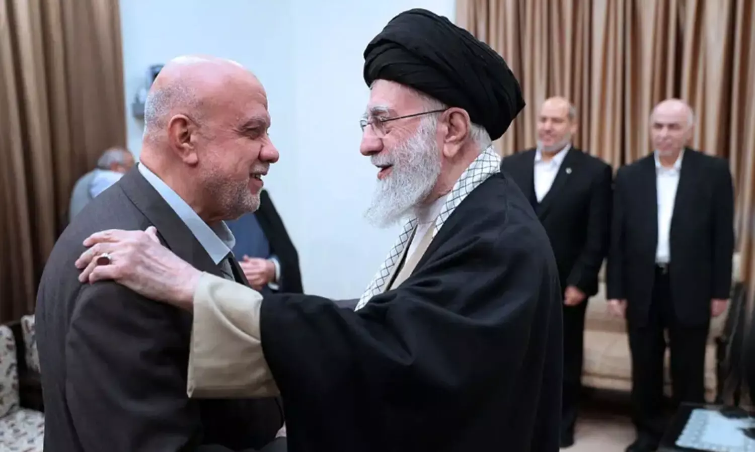 മുതിർന്ന ഹമാസ് നേതാക്കൾ ഇറാനിൽ; ഖാംനഈയുമായി കൂടിക്കാഴ്ച