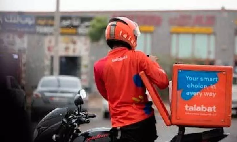 ഡെലിവറി ഡ്രൈവർമാരെ കടിഞ്ഞാണിടാൻ സർക്കാർ; നിർദേശത്തിന് പാർലമെന്റ് അംഗീകാരം ഡെലിവറി ഡ്രൈവർമാരെ കടിഞ്ഞാണിടാൻ സർക്കാർ; നിർദേശത്തിന് പാർലമെന്റ് അംഗീകാരം