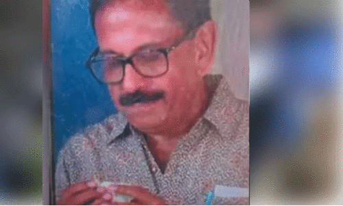 മാമ്പറ്റയിലെ പീഡനശ്രമം; ഹോട്ടൽ ഉടമയുടെ ചാറ്റുകള് പുറത്ത് മാമ്പറ്റയിലെ പീഡനശ്രമം; ഹോട്ടൽ ഉടമയുടെ ചാറ്റുകള് പുറത്ത്