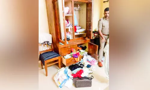 ചമ്പക്കരയിൽ വീട് കുത്തിത്തുറന്ന് മോഷണം