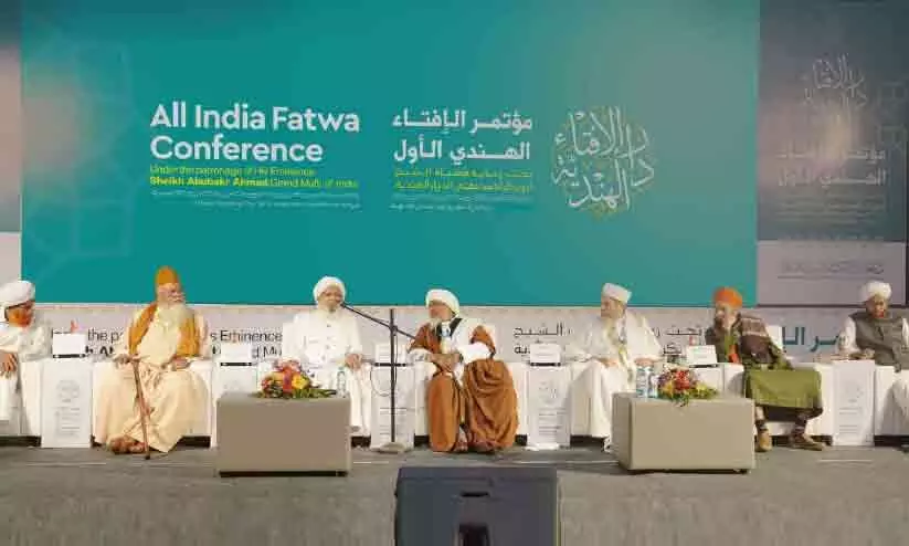 സാമൂഹിക ഉന്നമനത്തിന് ഐക്യം പ്രധാനം -കാന്തപുരം സാമൂഹിക ഉന്നമനത്തിന് ഐക്യം പ്രധാനം -കാന്തപുരം