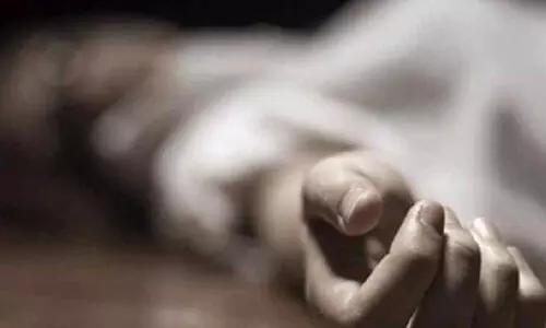 ടെമ്പോയുടെ മുൻ സീറ്റിൽ ഇരിക്കുന്നതിനെ ചൊല്ലി തർക്കം; മകൻ അച്ഛനെ വെടിവെച്ച് കൊന്നു