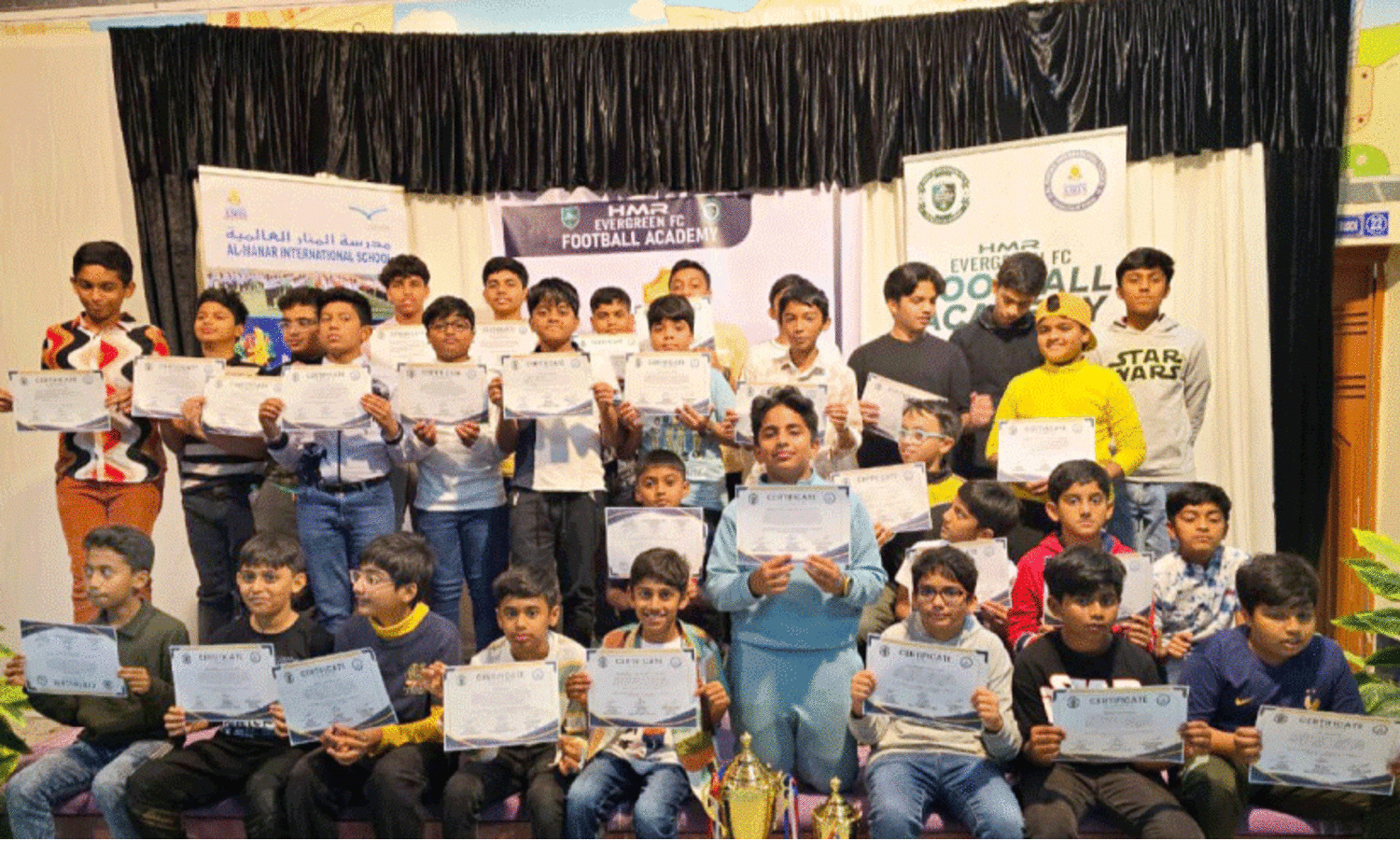 എ​ച്ച്.​എം.​ആ​ർ എ​വ​ർ​ഗ്രീ​ൻ എ​ഫ്.​സി ഒ​ന്നാം വാ​ർ​ഷി​കാ​ഘോ​ഷം