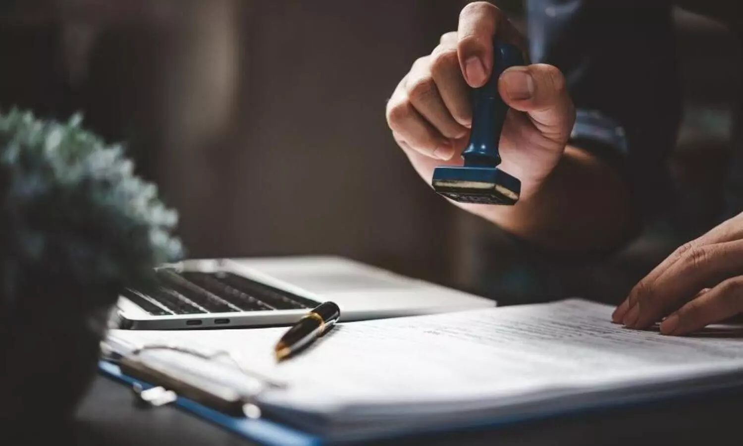 തൊഴിലുടമകൾക്കും തൊഴിലാളികൾക്കും പിഴകളിൽ ഇളവ് നൽകുന്ന നിയമഭേദഗതിക്ക് ശൂറ കൗൺസിലിന്‍റെ അംഗീകാരം