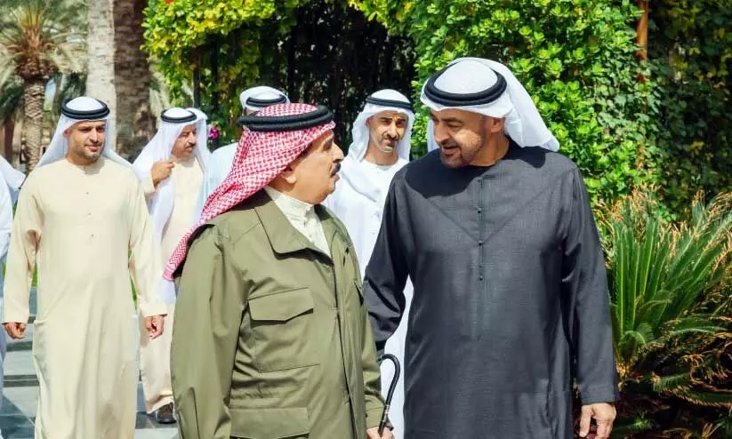 അ​ബൂ​ദ​ബി​യി​ൽ യു.​എ.​ഇ പ്ര​സി​ഡ​ന്‍റു​മാ​യി കൂ​ടി​ക്കാ​ഴ്ച ന​ട​ത്തി ഹ​മ​ദ് രാ​ജാ​വ്