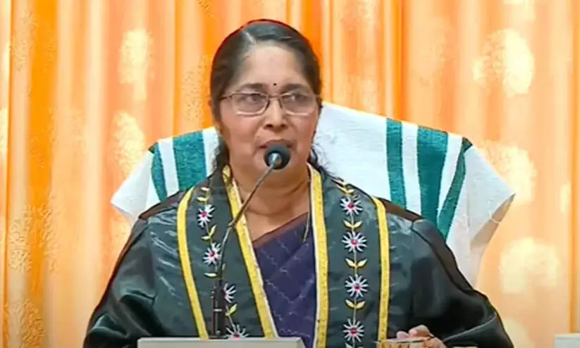 കൊല്ലം മേയർ പ്രസന്ന ഏണസ്റ്റ് രാജിവച്ചു; മുന്നണി ധാരണ പാലിച്ചില്ലെന്ന വിവാദങ്ങൾക്കിടെയാണ് രാജി