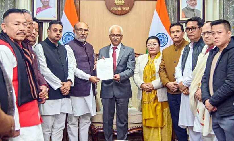 മണിപ്പൂർ മുഖ്യമന്ത്രിക്കായി തിരക്കിട്ട ചർച്ച; തീരുമാനമായില്ല മണിപ്പൂർ മുഖ്യമന്ത്രിക്കായി തിരക്കിട്ട ചർച്ച; തീരുമാനമായില്ല