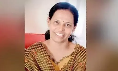 കയര്‍ ബോര്‍ഡിലെ മാനസിക പീഡനവുമായി ബന്ധപ്പെട്ട് പരാതി നല്‍കിയ ജീവനക്കാരി മരിച്ചു