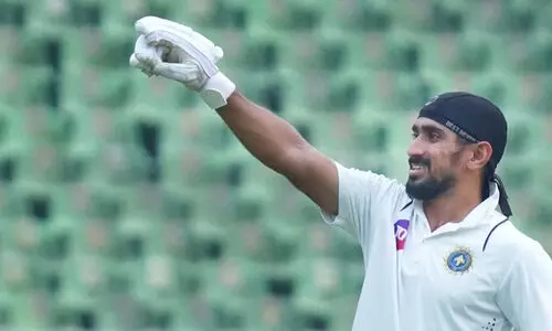 രഞ്ജി ട്രോഫി: രണ്ടാം ഇന്നിങ്സിൽ ശക്തമായി തിരിച്ചടിച്ച്  കശ്മീർ, 179 റൺസിന്റെ ലീഡ്