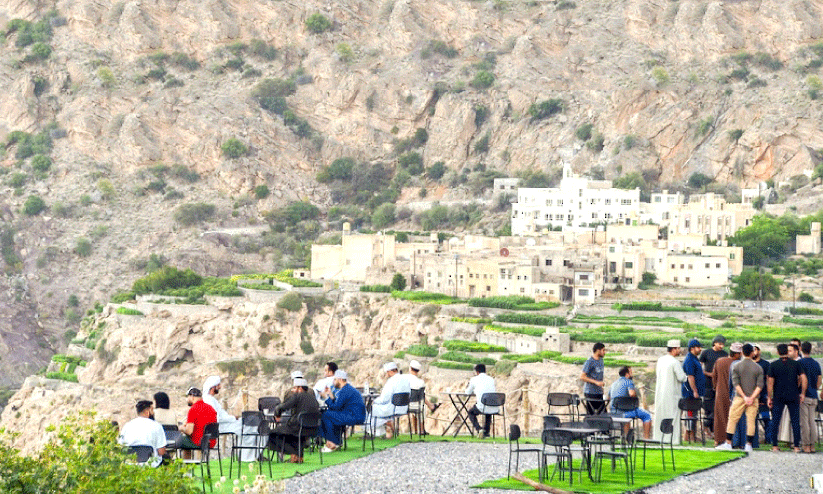 സ​ഞ്ചാ​രി​ക​ൾ പ​റ​യു​ന്നു, ജ​ബ​ൽ അ​ഖ്ദ​ർ പൊ​ളി​യാ​ണ്!