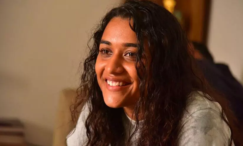 ഫോട്ടോ സൂം ചെയ്ത് അനാവശ്യ രീതിയിൽ പ്രചരിപ്പിച്ചു; സമൂഹ മാധ്യമ അക്കൗണ്ട് പൂട്ടിച്ച് നടി പാർവതി