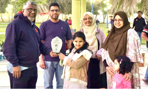 ഏ​ഴു വ​യ​സ്സു​കാ​രി​യെ ആ​ദ​രി​ച്ചു