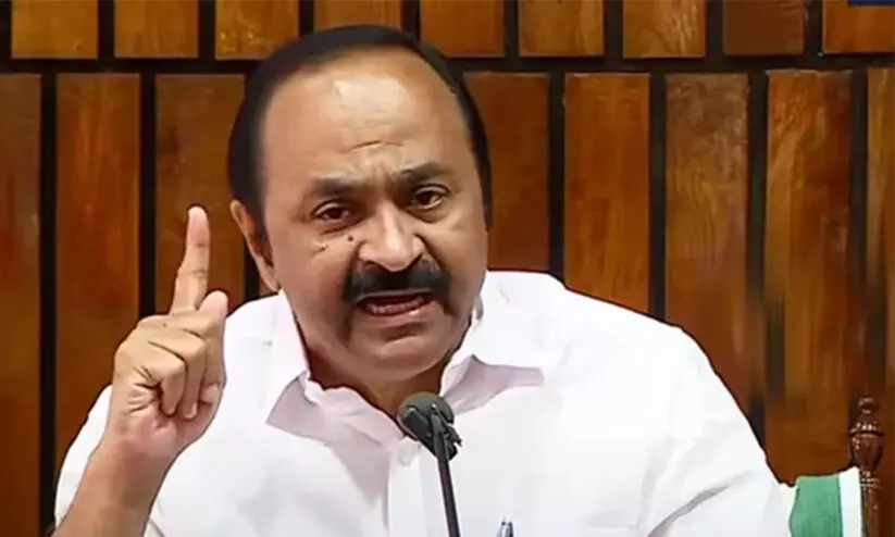 കാടിനുള്ളിലാണ് വന്യജീവി ആക്രമണങ്ങള് ഉണ്ടായതെന്ന് വനംമന്ത്രി പറയുന്നത് തെറ്റ്- വി.ഡി. സതീശൻ കാടിനുള്ളിലാണ് വന്യജീവി ആക്രമണങ്ങള് ഉണ്ടായതെന്ന് വനംമന്ത്രി പറയുന്നത് തെറ്റ്- വി.ഡി. സതീശൻ