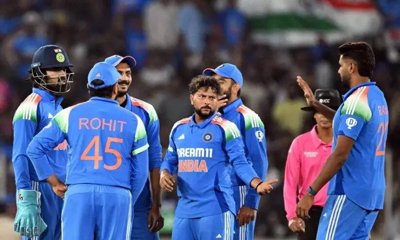 ക്ലീൻ സ്വീപ്: ഇംഗ്ലണ്ടിനെതിരെ 142 റൺസിന്റെ വമ്പൻ ജയം; പരമ്പര തൂത്തുവാരി ഇന്ത്യ ക്ലീൻ സ്വീപ്: ഇംഗ്ലണ്ടിനെതിരെ 142 റൺസിന്റെ വമ്പൻ ജയം; പരമ്പര തൂത്തുവാരി ഇന്ത്യ