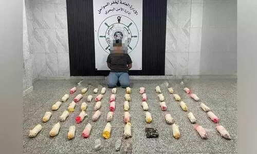 ക​ട​ലി​ലൂ​ടെ ക​ട​ത്തി​യ 50 കി​ലോ മ​യ​ക്കു​മ​രു​ന്ന് പി​ടി​കൂ​ടി