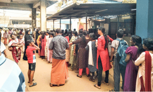 ദുരിതക്കൂടാരമായിപെരുമ്പാവൂര്‍ താലൂക്ക്​ ആശുപത്രി