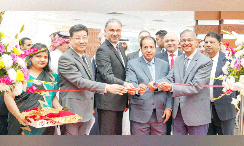 ഇന്ത്യ-ഒമാൻ ചരിത്രത്തിലേക്ക് വാതിൽ തുറന്ന് പ്രദർശനം ഇന്ത്യ-ഒമാൻ ചരിത്രത്തിലേക്ക് വാതിൽ തുറന്ന് പ്രദർശനം