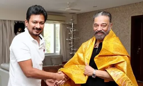 കമൽ ഹാസനെ സന്ദർശിച്ച് ഉദയനിധി സ്റ്റാലിൻ; ഡി.എം.കെയുമായുള്ള സഖ്യം രാജ്യതാൽപര്യം പരിഗണിച്ചെന്ന് കമൽ