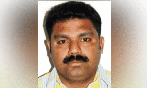 ഉംറതീർഥാടകരുടെ ബസിന്റെ ഡ്രൈവർ കുഴഞ്ഞുവീണു മരിച്ചു