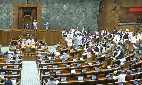 വ​ഖ​ഫ് ജെ.​പി.​സി: അവതരണം പാ​ളി